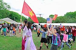 Click image for larger version

Name:	vietnam-taking-part-in-cultural-heritage-festival-685.jpeg
Views:	0
Size:	65.1 KB
ID:	1615064