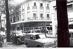 Click image for larger version

Name:	Nha Hang Brodard Saigon 1960.jpg
Views:	0
Size:	86.3 KB
ID:	2040112
