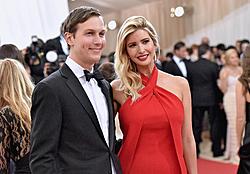 Click image for larger version

Name:	jared-ivanka.jpg
Views:	0
Size:	238.2 KB
ID:	2088152