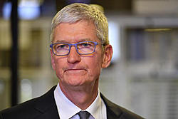 Click image for larger version

Name:	day-la-cach-Apple-buoc-nhan-vien-phai-tim-cook-1632367218-272-width660height442.jpg
Views:	0
Size:	141.8 KB
ID:	1876944