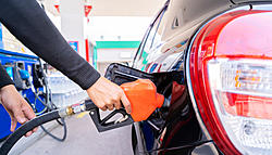 Click image for larger version

Name:	pumpinggas-shutterstock-1704390262.jpg
Views:	0
Size:	83.6 KB
ID:	2118927