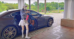 Click image for larger version

Name:	mot-buoi-di-danh-golf-cua-huong-giang-dien-ra-the-nao-d682d1e5.jpg
Views:	0
Size:	157.3 KB
ID:	1942863