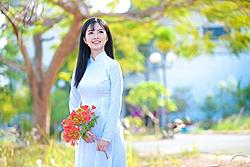 Click image for larger version

Name:	Ao-dai-hoa-phuong-5.jpg
Views:	0
Size:	29.5 KB
ID:	1882028