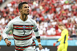 Click image for larger version

Name:	ronaldo1-2166-1623809636.jpg
Views:	0
Size:	246.7 KB
ID:	1811624