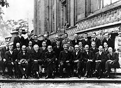 Click image for larger version

Name:	VBFSolvay_conference_1927.jpg
Views:	0
Size:	108.4 KB
ID:	2228163