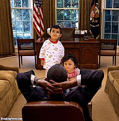 Click image for larger version

Name:	Barack-Obama-Talking-to-Children--81117.jpg
Views:	0
Size:	183.8 KB
ID:	1511009