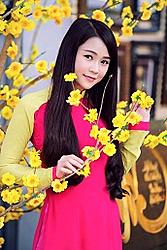 Click image for larger version

Name:	dow-hinh-anh-girl-xinh-mac-ao-dai-chup-tet-8.jpg
Views:	0
Size:	28.2 KB
ID:	1742586